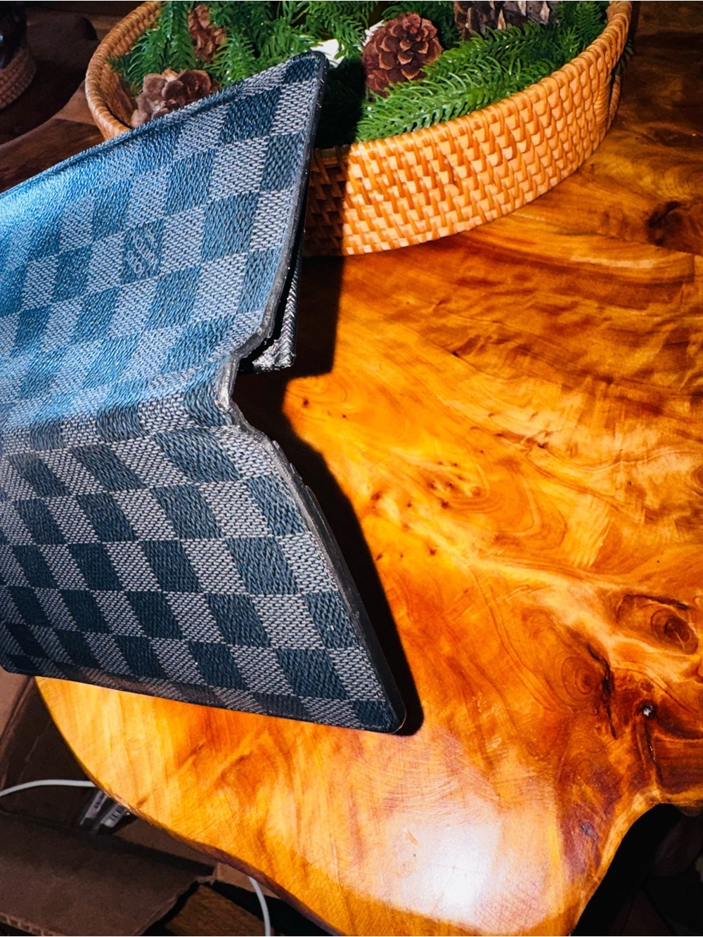 Louis Vuitton Damier Infini Porte feiulle
Brazza Long Wallet Purse/ authentic - Picture 5 of 17